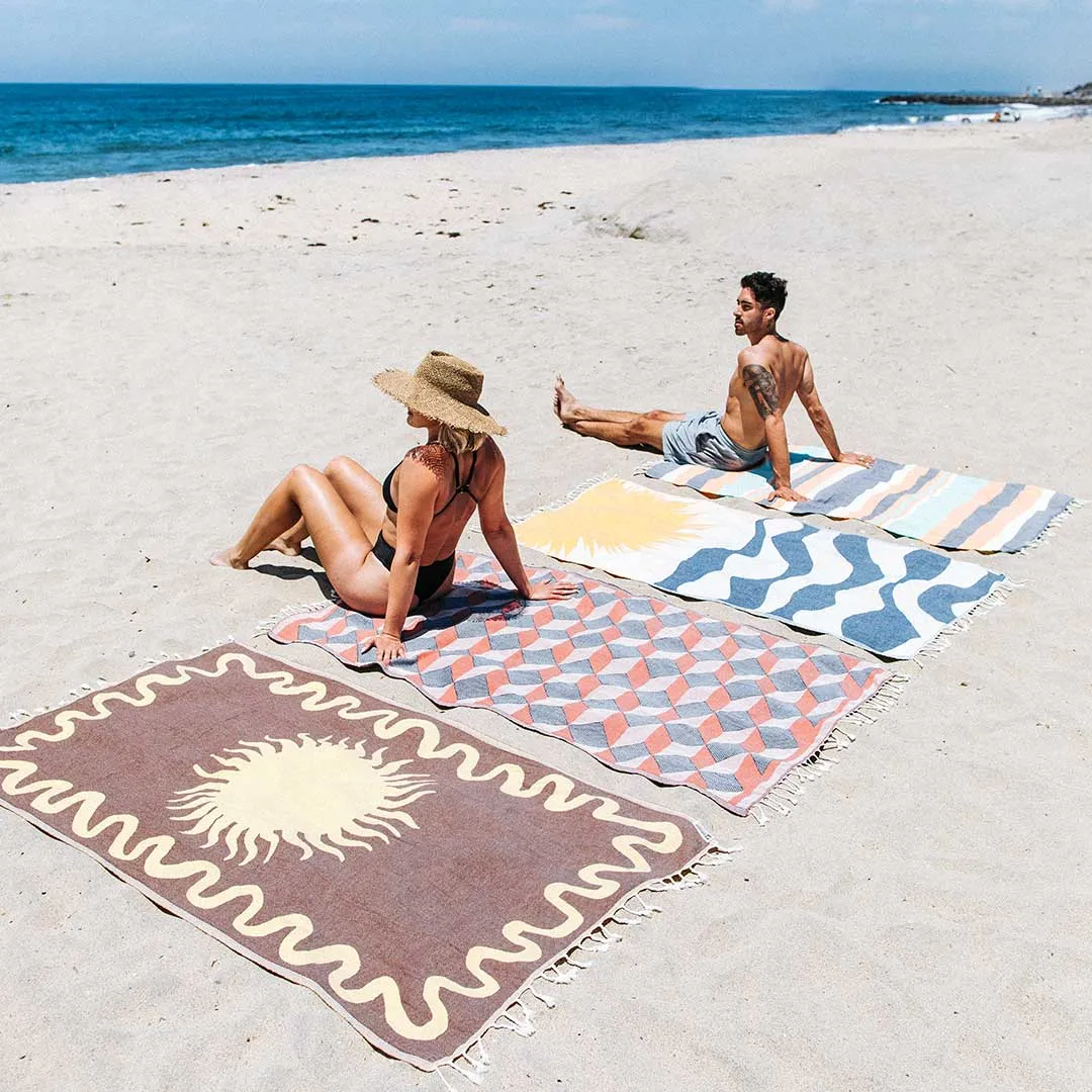 Sand Cloud x Surfrider Set Stripe Towel