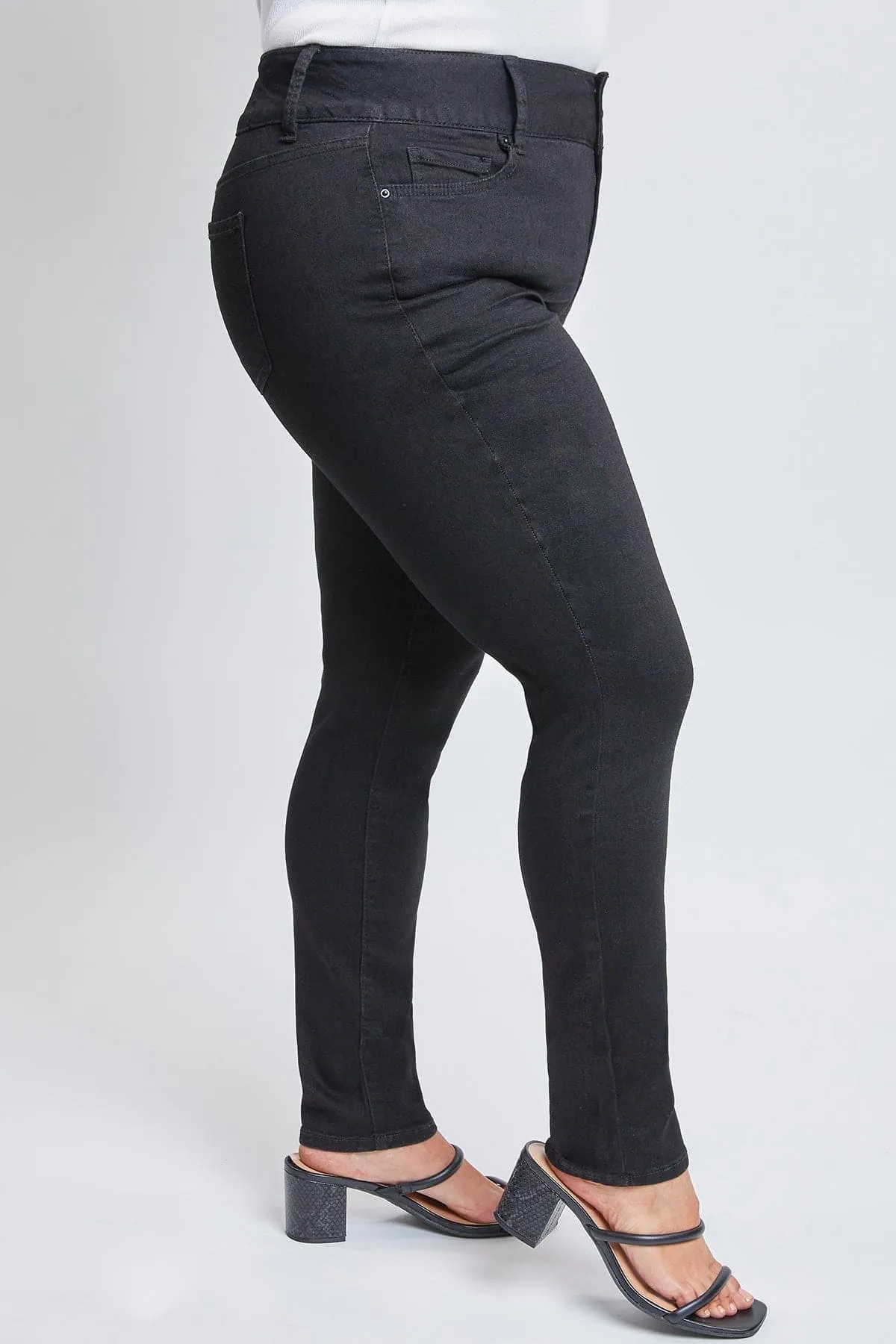 Women's Plus Size Essential High Rise Skinny Jeans